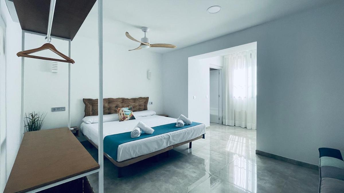 Hostal Aires Del Mar Carboneras Exteriör bild