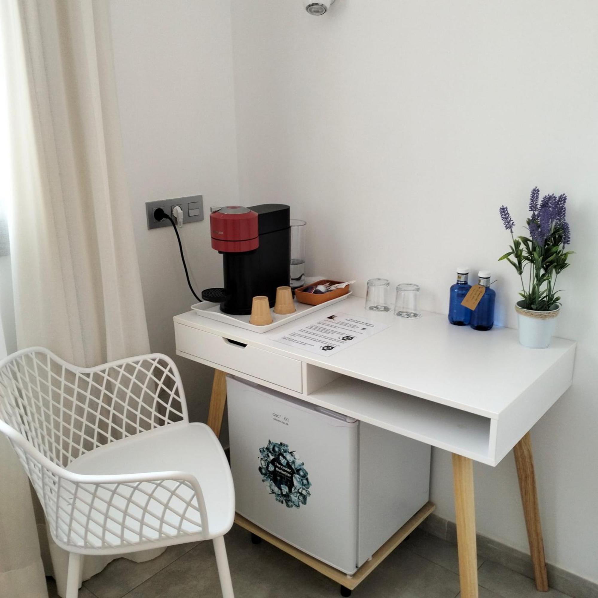 Hostal Aires Del Mar Carboneras Exteriör bild